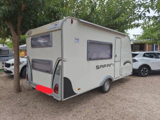 Caravana Across 430 Safari