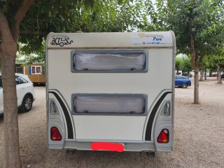 Caravana Across 430 Safari