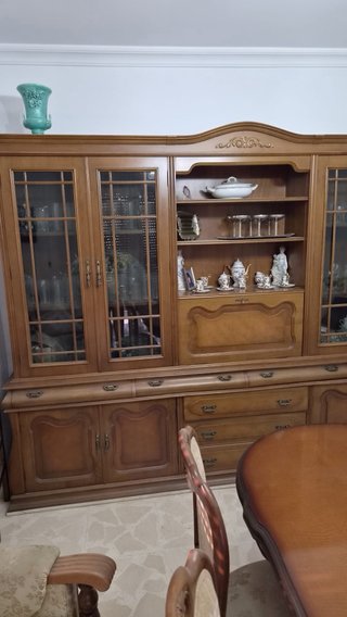 Silla de comedor madera y mesa y mueble de regalo