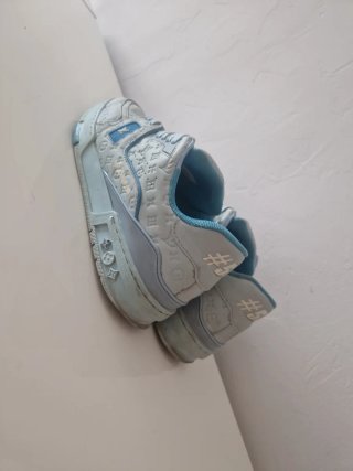 Zapatillas  Blancas y Azules