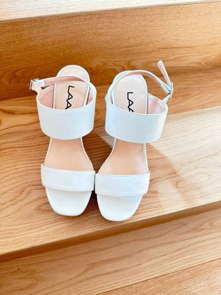 Sandalo con zeppa bianca 12 cm