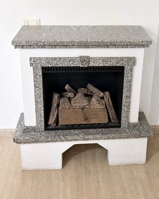 Chimenea de etanol maciza de granito —en muy buen