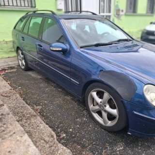 Mercedes-Benz Clase C 2003