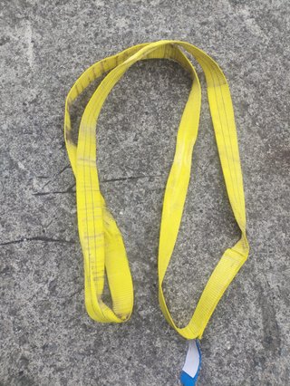 Eslingas de poliéster 25 amarillas 10 verdes