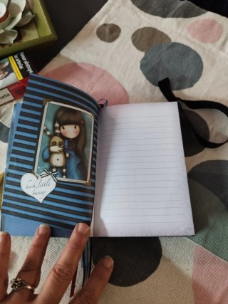 Conjunto cuaderno y caja Santoro Gorjuss
