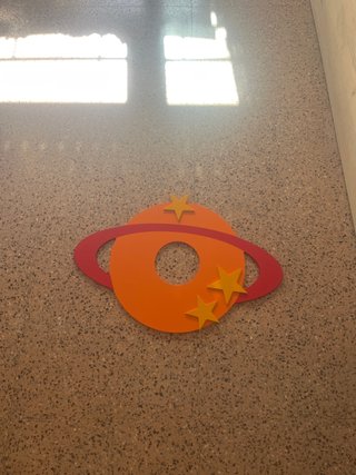 Lámpara infantil planeta con estrellas