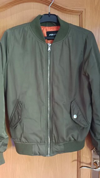 Chaqueta bomber verde mujer