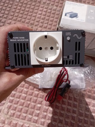 WAECO SinePower SP164 Inversor 150W 24V