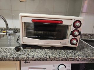 Horno eléctrico Comelec retro