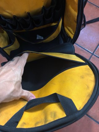 Mochila De Herramientas Dewalt Negra y Amarilla