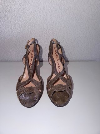 Elegantes sandalias de fiesta con plataforma