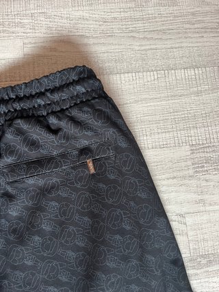 Pantalon  corto deportivo Karl Lagerfeld Talla M
