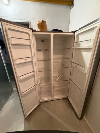 Frigorífico Americano Beko A+