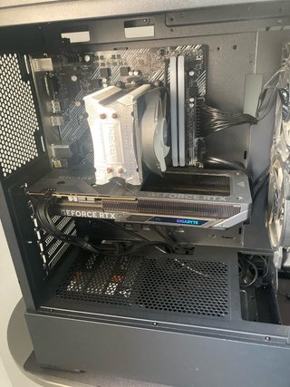 PC Gaming Ryzen 5 5600 Gigabyte RTX 5050