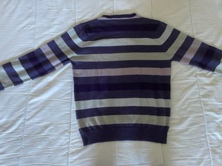 Jersey morado de rayas de lana merina
