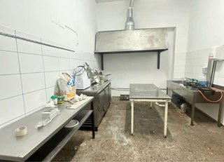 Vendo local comercial licencia pizzeria en Alcoy