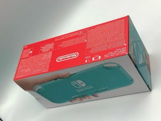 Nintendo Switch Lite Precintada + Código 25€