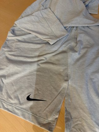 Camiseta Nike Dri-Fit Gris Talla L