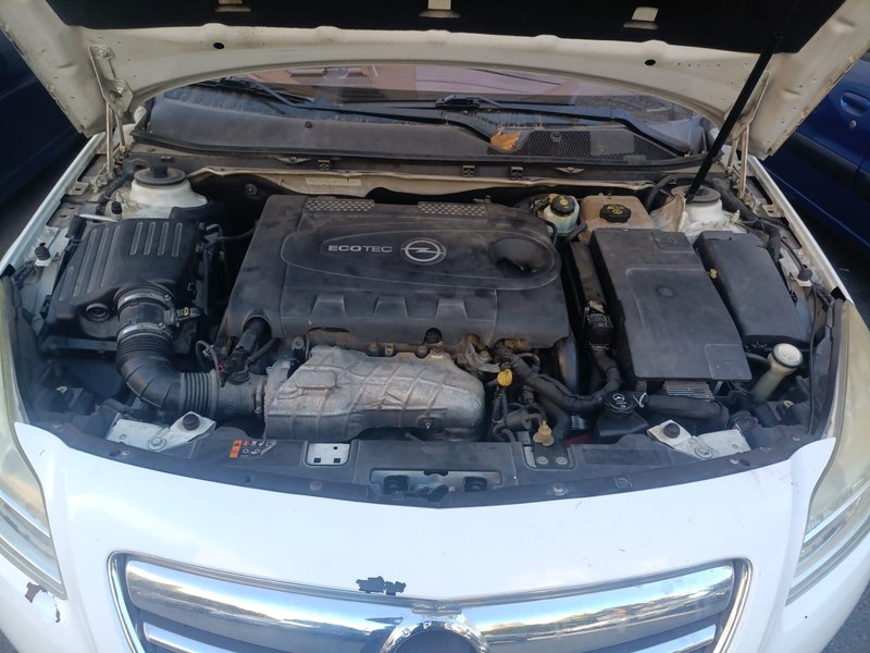 Opel Insignia 2011 - foto 1