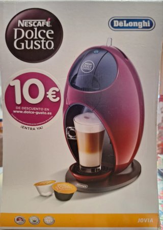 Cafetera Dolce Gusto DeLonghi Roja