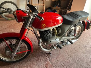 Montesa Impala 250cc Roja y Gris