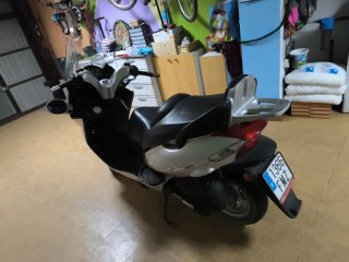 Kymco Grand Dink 125cc Maxi Scooter