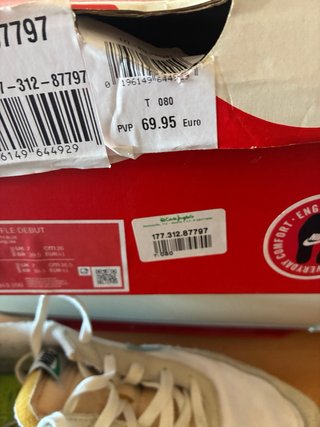 Zapatillas Nike Blancas y Amarillas