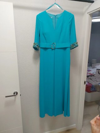 Vestido largo fiesta turquesa con pedrería