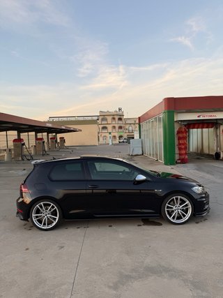 Volkswagen Golf 7.5 R 2017