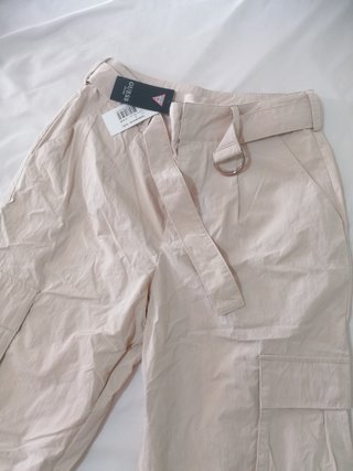 GUESS 110€ S/M + regalo