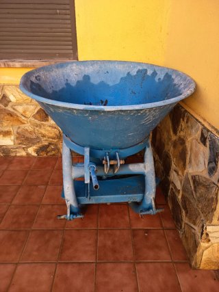 Abonadora para tractor