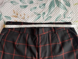 Pantalones JDY cuadros rojo y negro