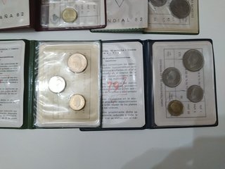 6 CARTERAS NUMISMATICAS FNMT