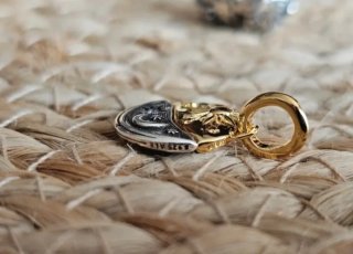 Charm Medallon Sol y Luna