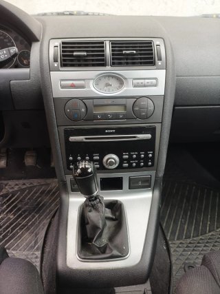 Ford Mondeo 2004