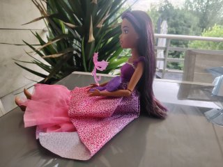 Muñeca Grande Princesa Morada y Rosa