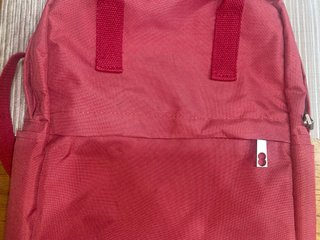 Mochila roja