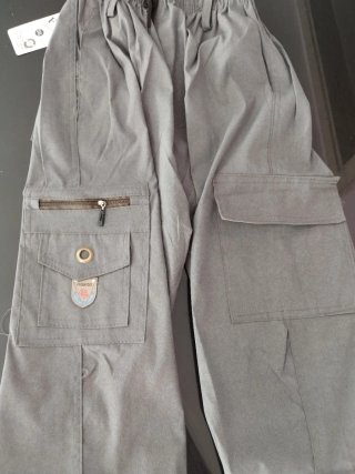 Pantaloni da lavoro grigi
