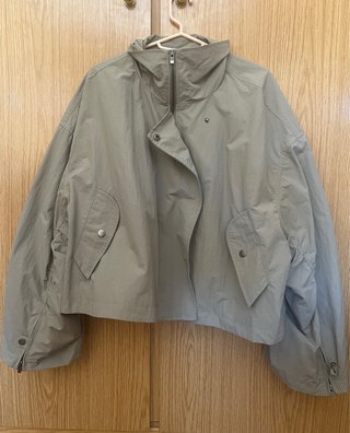 Chaqueta corta Ulanka beige