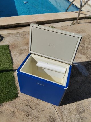 Nevera Dometic azul