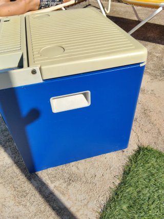 Nevera Dometic azul