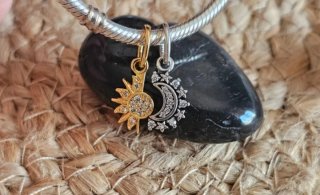 Charm Colgante Divisible Luna y Sol