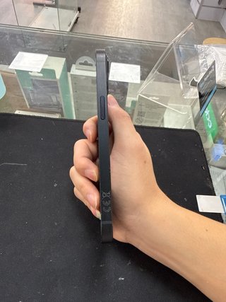 iPhone 13 256GB 100% Batteria