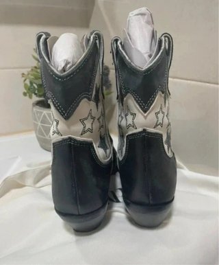 Botines Zara Estrellas Negro y Blanco