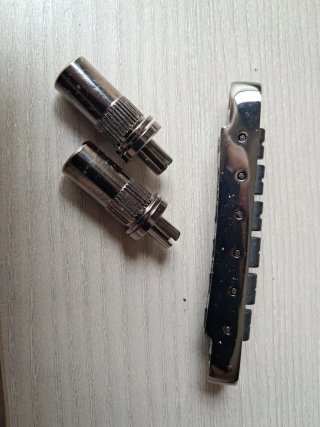 Puente Graphtech Resomax PS-8863-BN Color Titanio