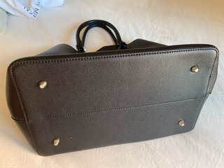 Bolso de mano Karen Millen negro
