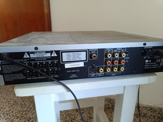 Reproductor CD y Altavoces LG