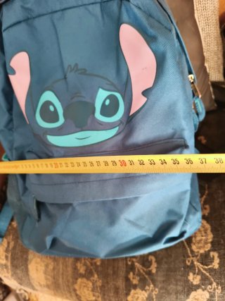 Mochila azul con diseño de Stitch