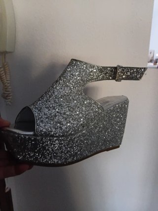 Sandalias de fiesta plateadas con purpurina