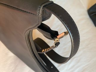 Bolso de mano negro